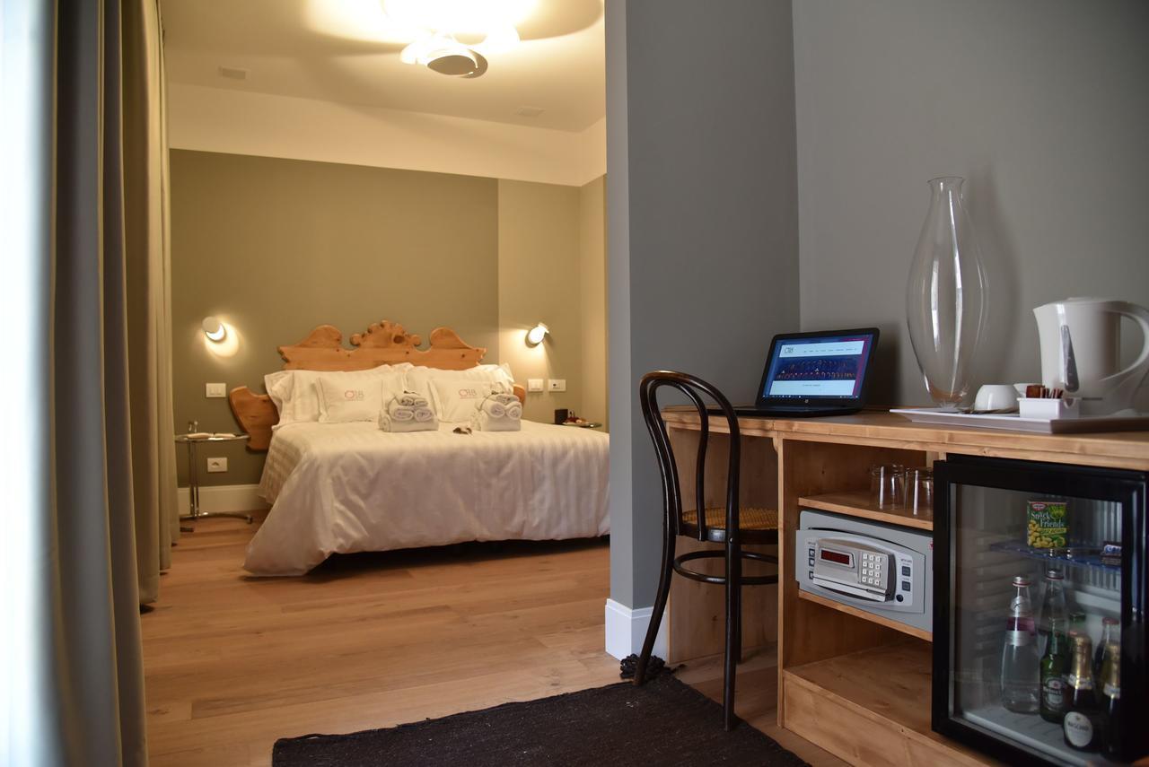 B&B Oberdan 18 เวโรนา ภายนอก รูปภาพ